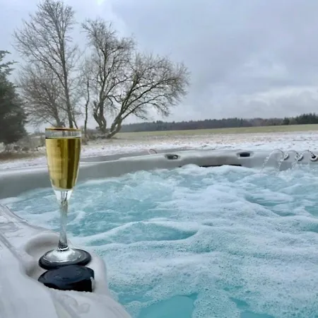 Chalet Le Repère Des Générations, Piscine Champdray