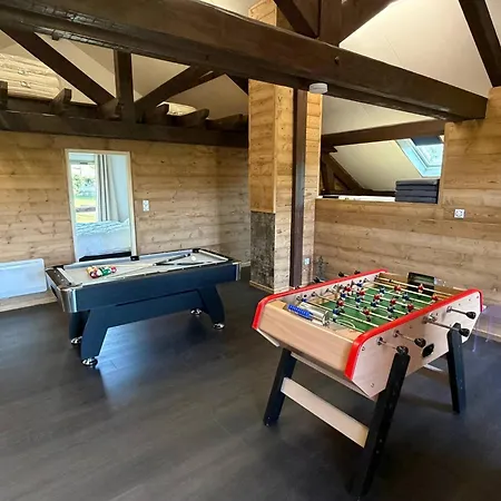 Le Repère Des Générations, Piscine Chalet Champdray
